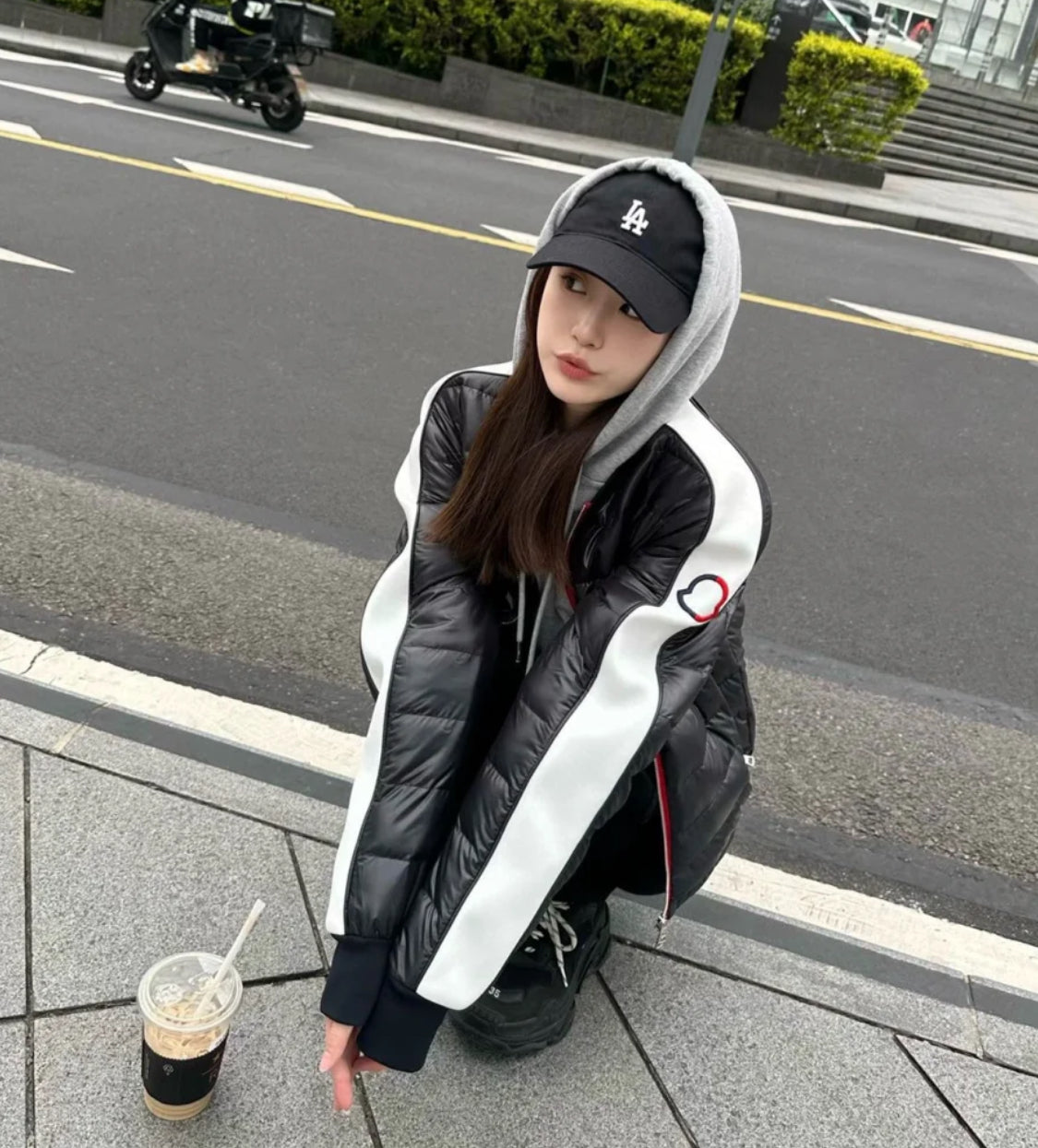 @Moncler 薄羽絨外套/703 🔔限時折🉐32640