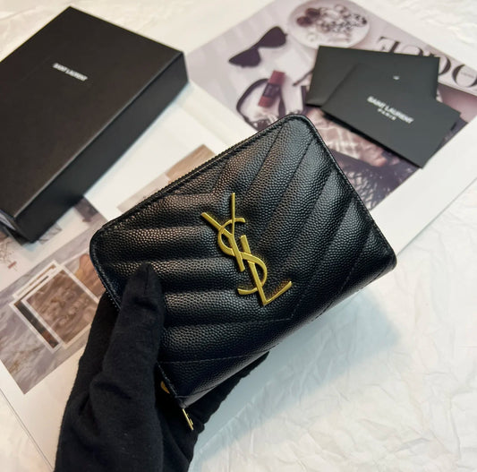 YSL Cassandre Matelasse 魚子醬粒面牛皮拉鍊錢包-黑金/525C473 ㊙️折扣🉐19870💰