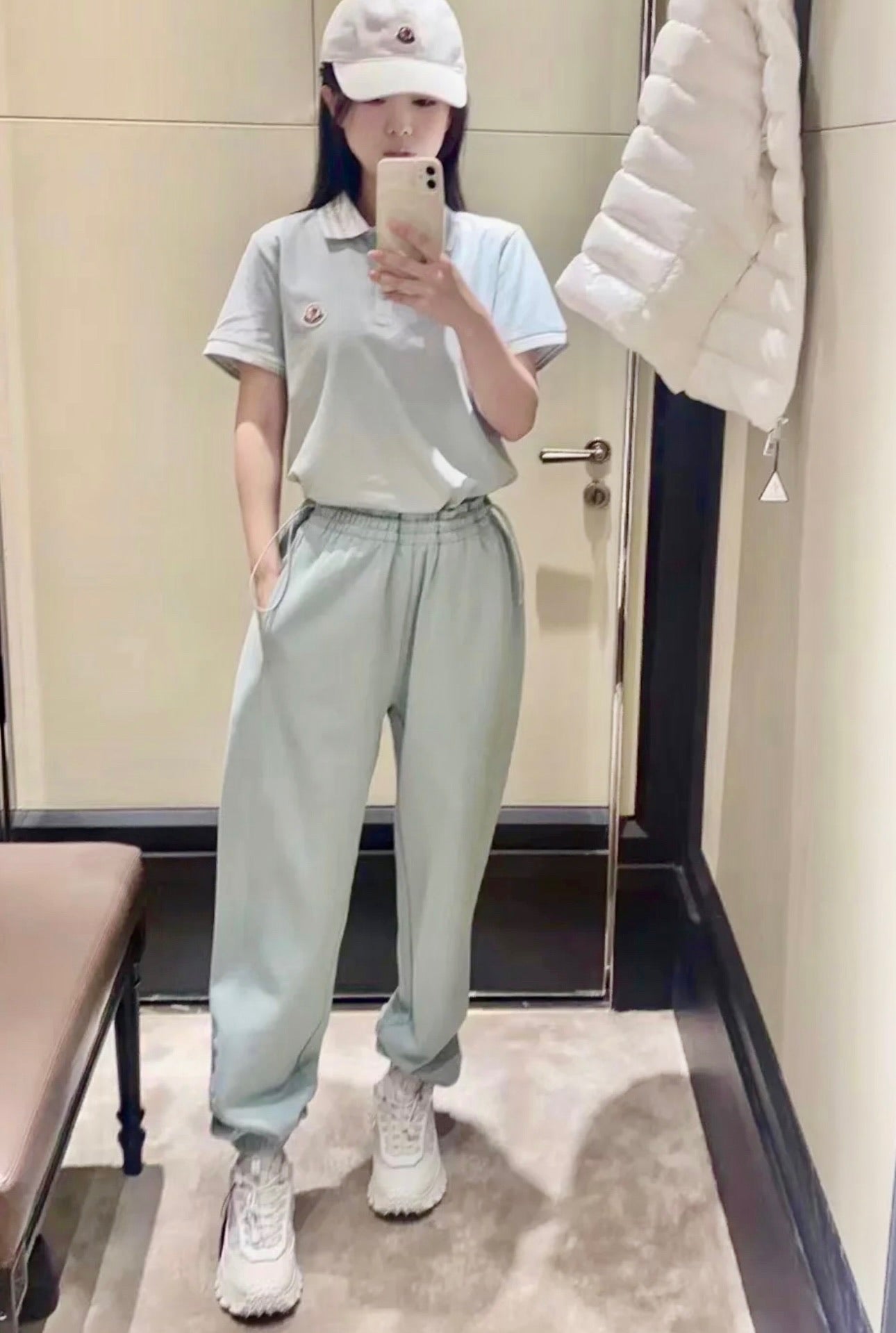 @Moncler Manica 女款Polo上衣/225P150 🔔限時折🉐8250