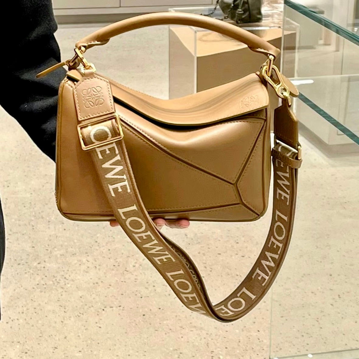 Loewe Puzzle bag S 小款緹花肩帶拼圖包/2800