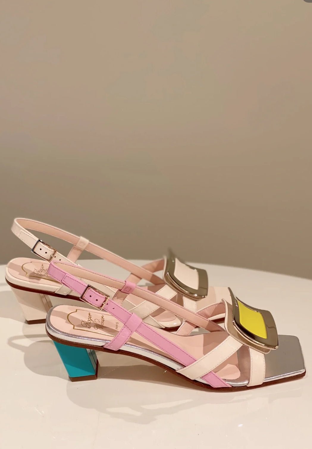 @RV Sandals 金屬釦高跟涼鞋/770P459 🔔限時折🉐21660