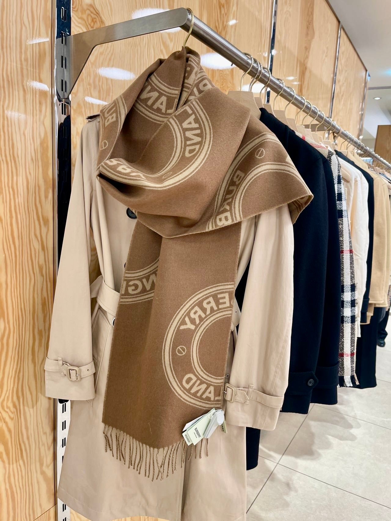 @Burberry Roundal 圍巾/350P245 🔥折上七折🉐9220
