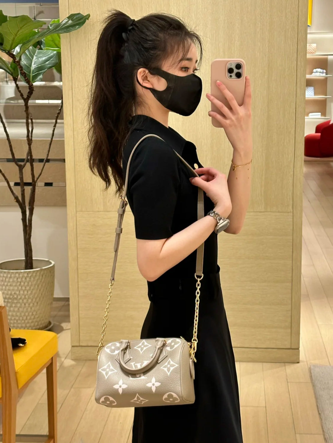 LV Speedy Bandoulière 20 壓紋雙色波士頓包-灰/2020✨🉐83820