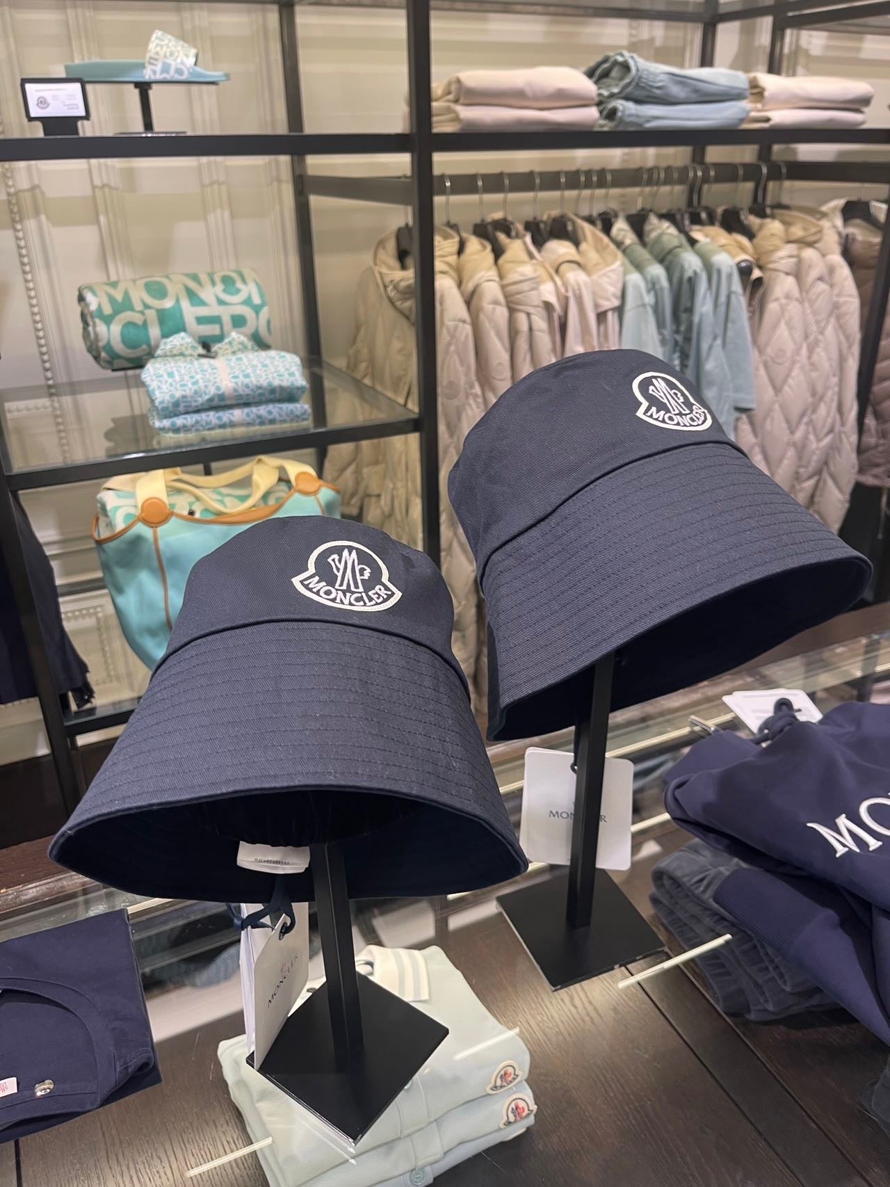 @Moncler 漁夫帽/147 🔔限時折🉐7990🏷️