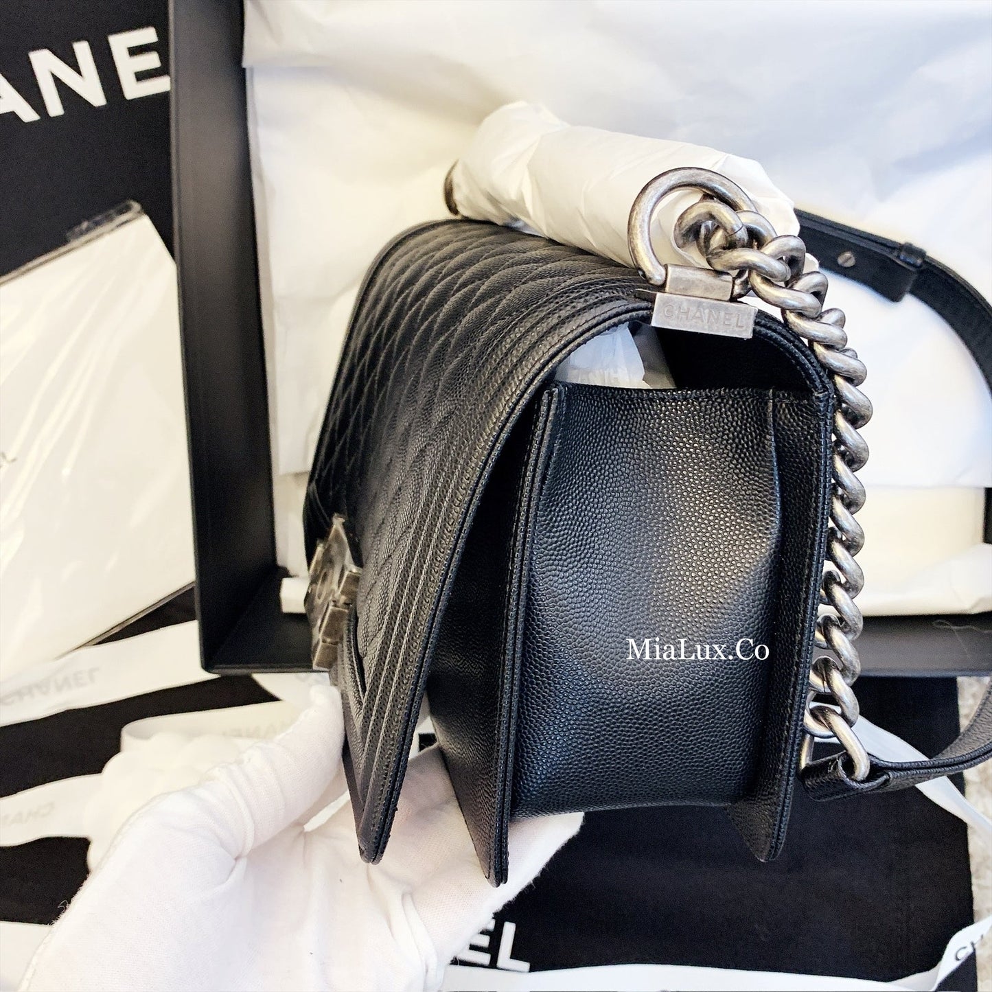 CHANEL BOY M 中款BOY包/5800🉐229980🏷️