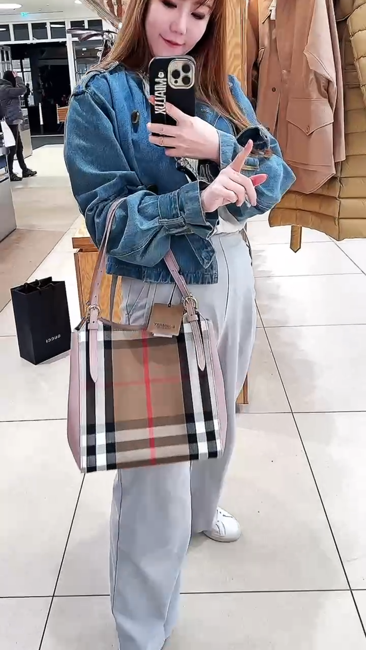 @Burberry▪️Canary SM 變形托特包/1050P735 🔥折上六折🉐20850