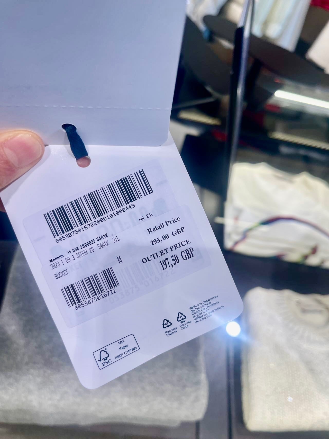 *@Moncler Hat 漁夫帽/295P198 🔔限時折🉐9710