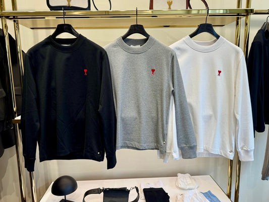 @Ami Outlet 刺繡愛心長袖上衣