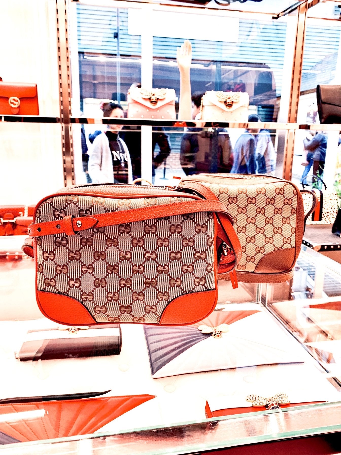 *@Gucci Canvas Camera Bag 老花相機包/P490