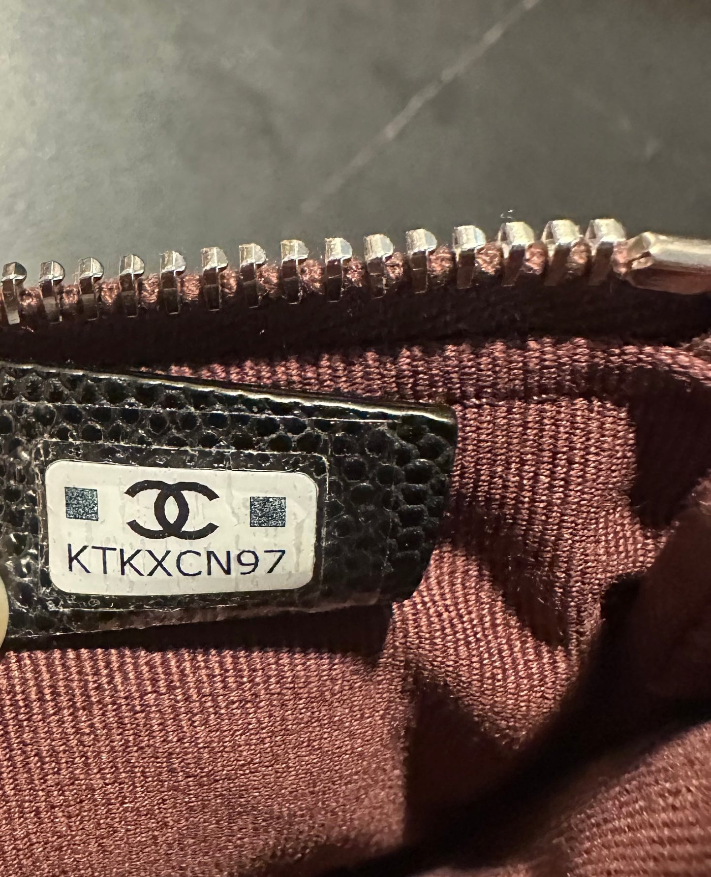 *現貨*CHANEL▪️ZIPPED CASE SMALL 一字拉鍊零錢包 特惠✨🉐22800