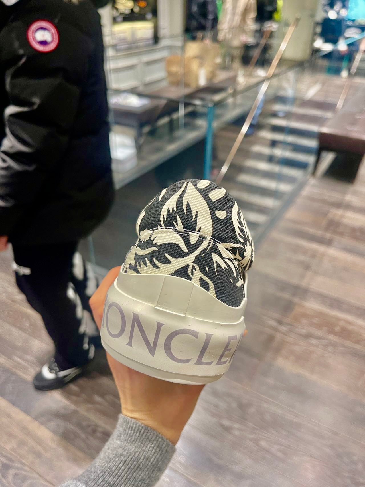 @Moncler 男生款潮鞋 P145 🔥最後下殺 🉐8030