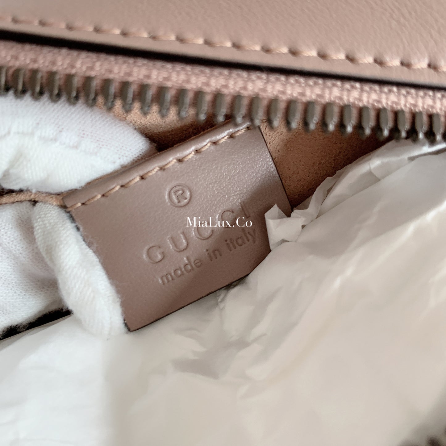 Gucci▪️GG Marmont Matelassé S 小款馬夢相機包/1440E1600 🉐58600🇪🇺