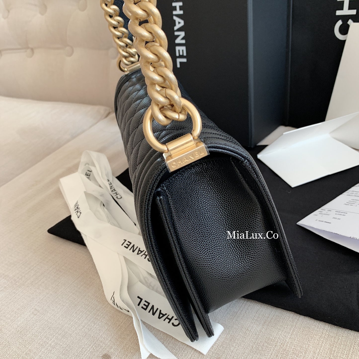 CHANEL BOY M 中款BOY包/5800🉐229980🏷️