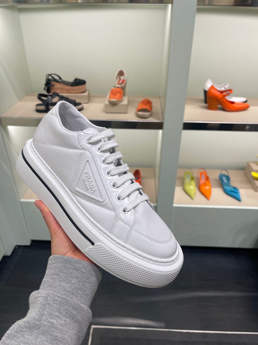 @Prada Sneakers 品牌潮鞋/760P380 🔥折上七折🉐12770