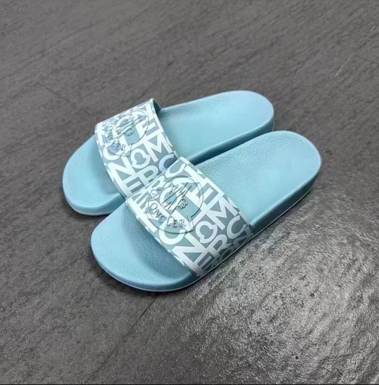 @Moncler Slippers 女款拖鞋 🔔限時折🉐6980