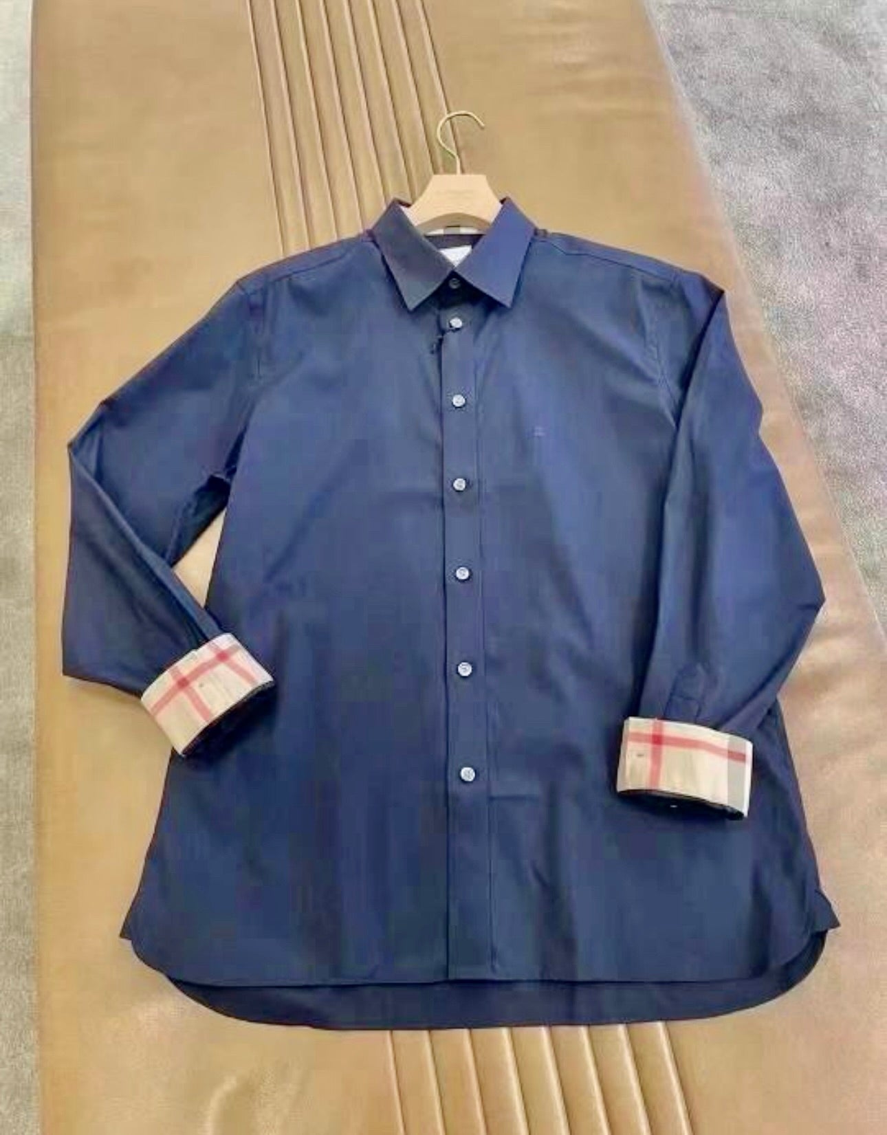 @Burberry Cambridge 男生款內格領襯衫上衣/380P175 🔥折上七折🉐7010