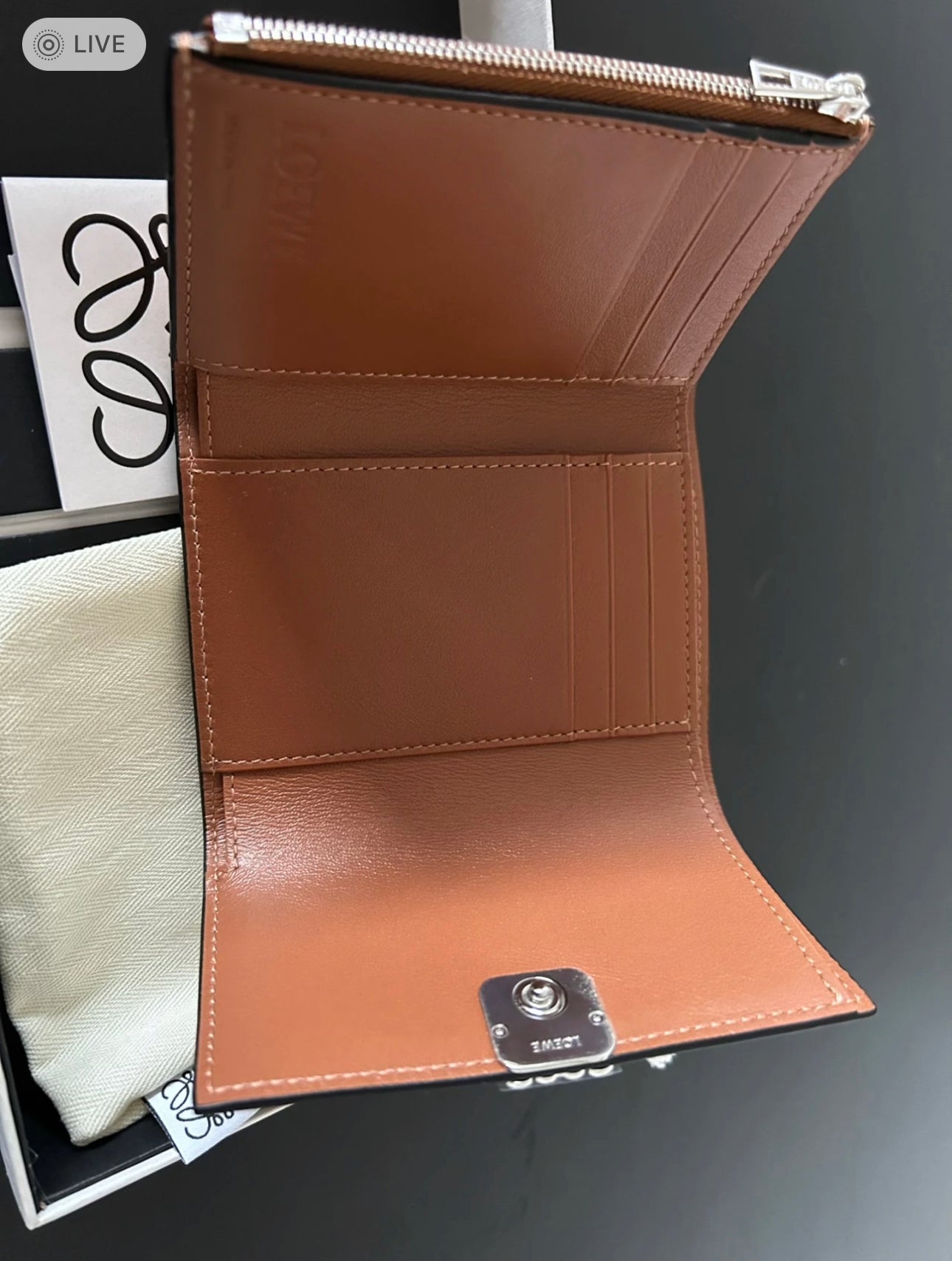 Loewe▪️Anagram Vertical S 直式三折短夾/495