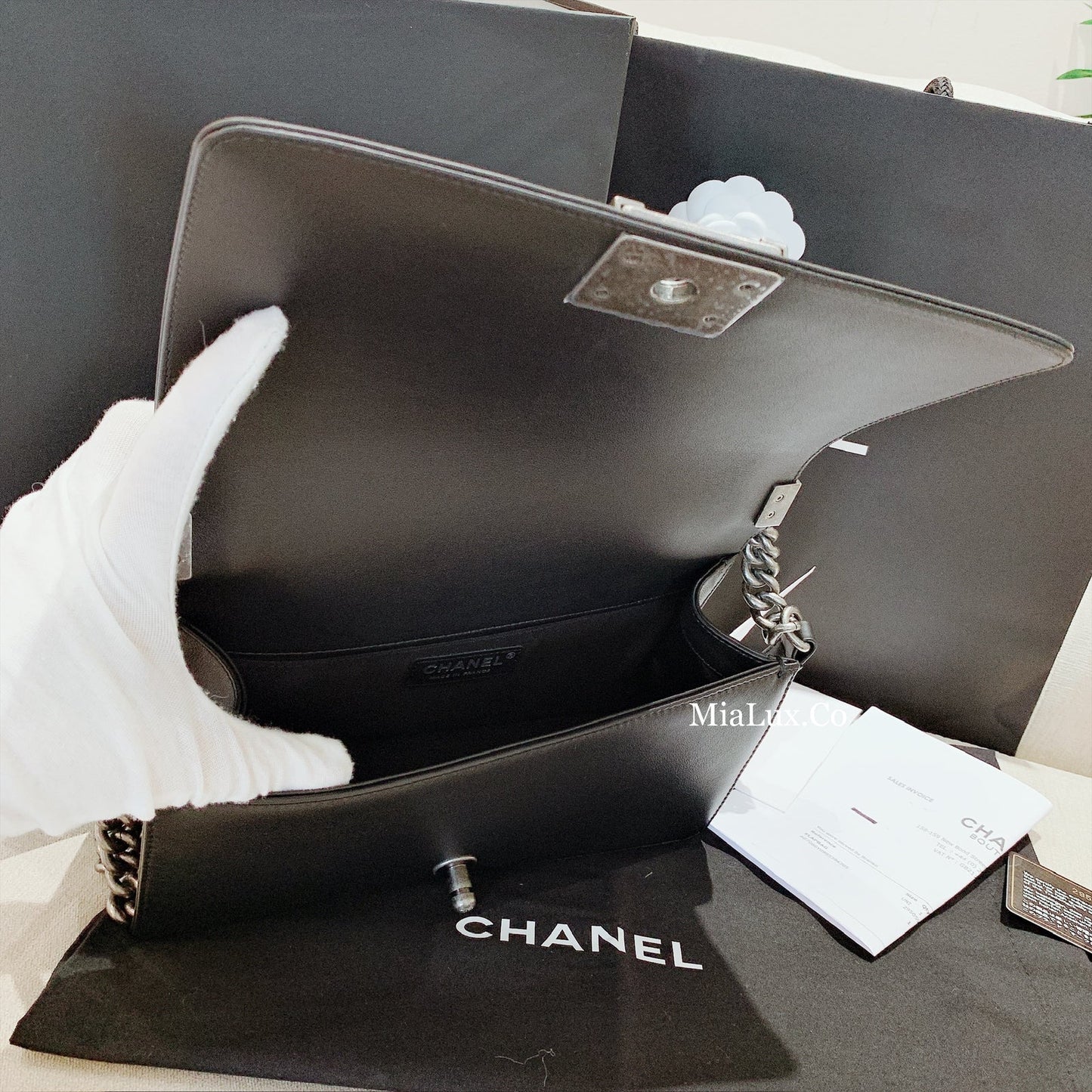 CHANEL BOY M 中款BOY包/5800🉐229980🏷️