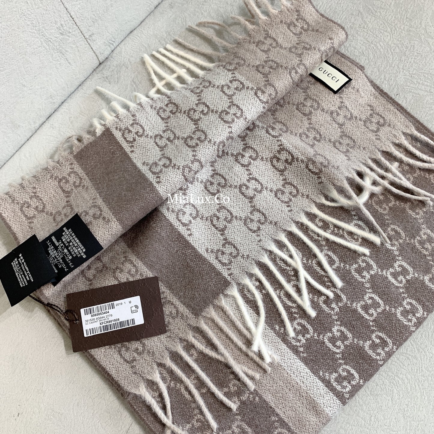 *@Gucci Wool Scarf  男女款邊飾羊毛厚長條圍巾/P220