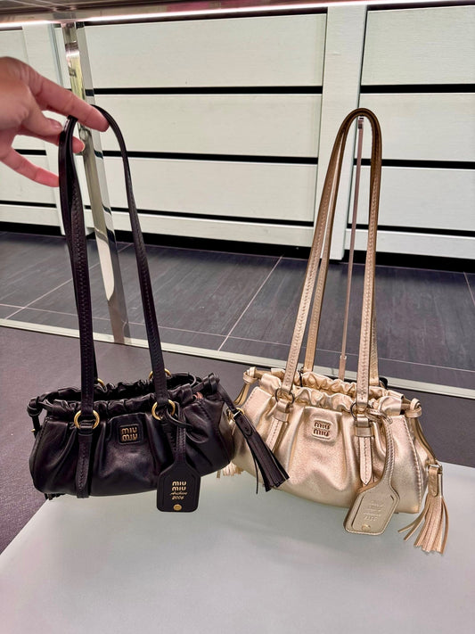 @MiuMiu Outlet Shoulder 肩背包/🔔限時折🉐49380