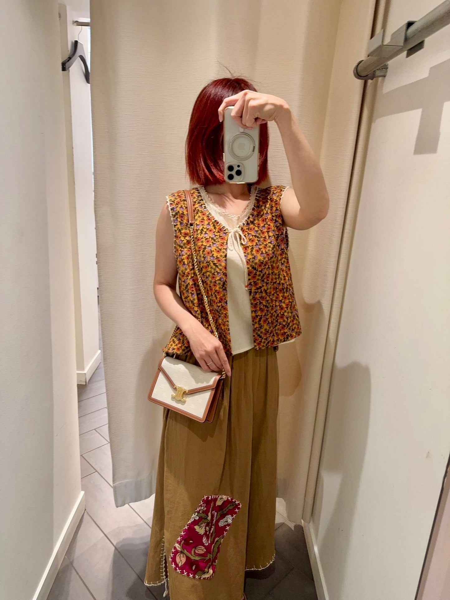 @Celine Outlet Margo WOC 凱旋門鏈條包