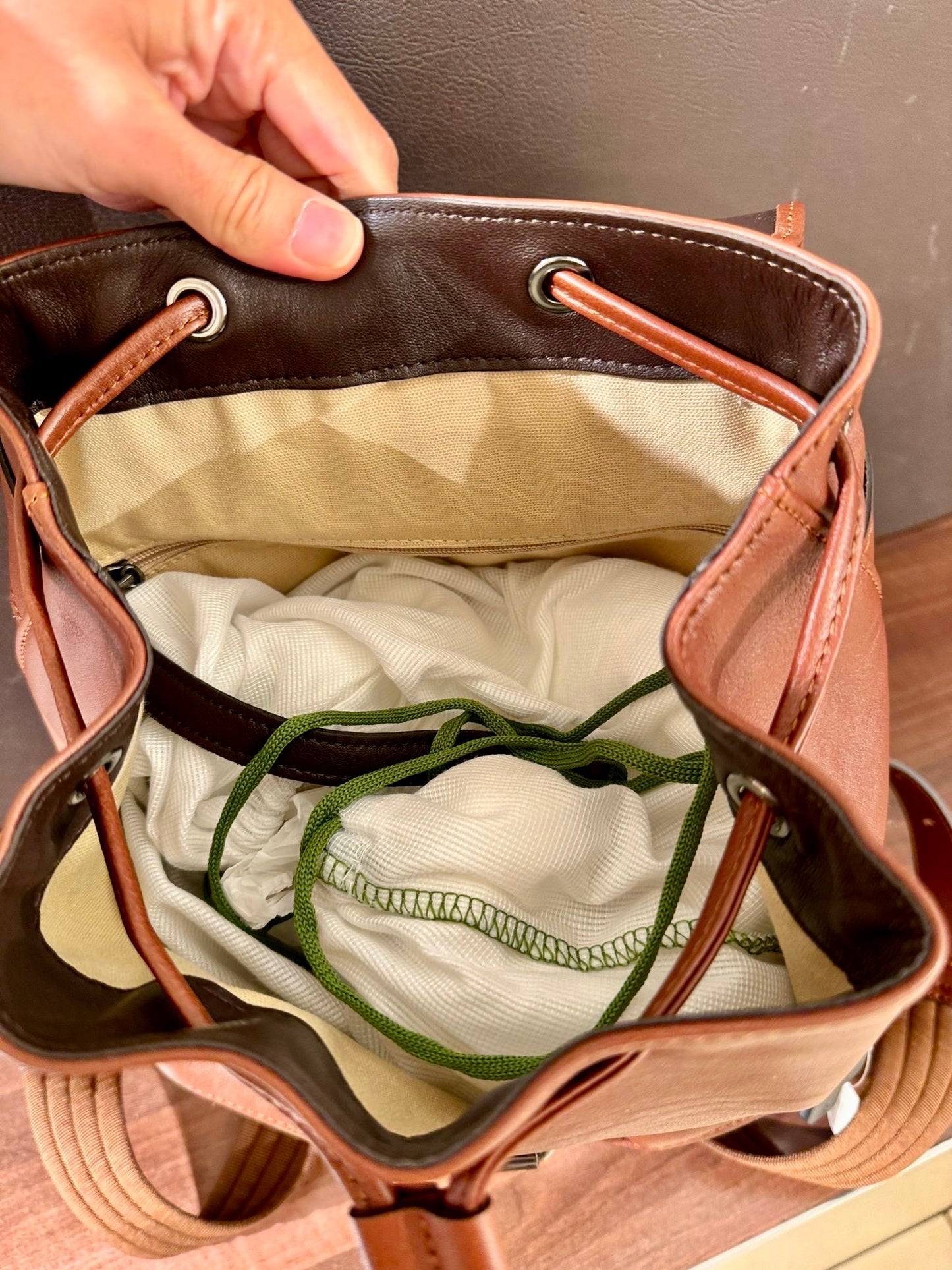 @Longchamp Backpack 牛皮後背包/615P210 🔔限時折🉐11000