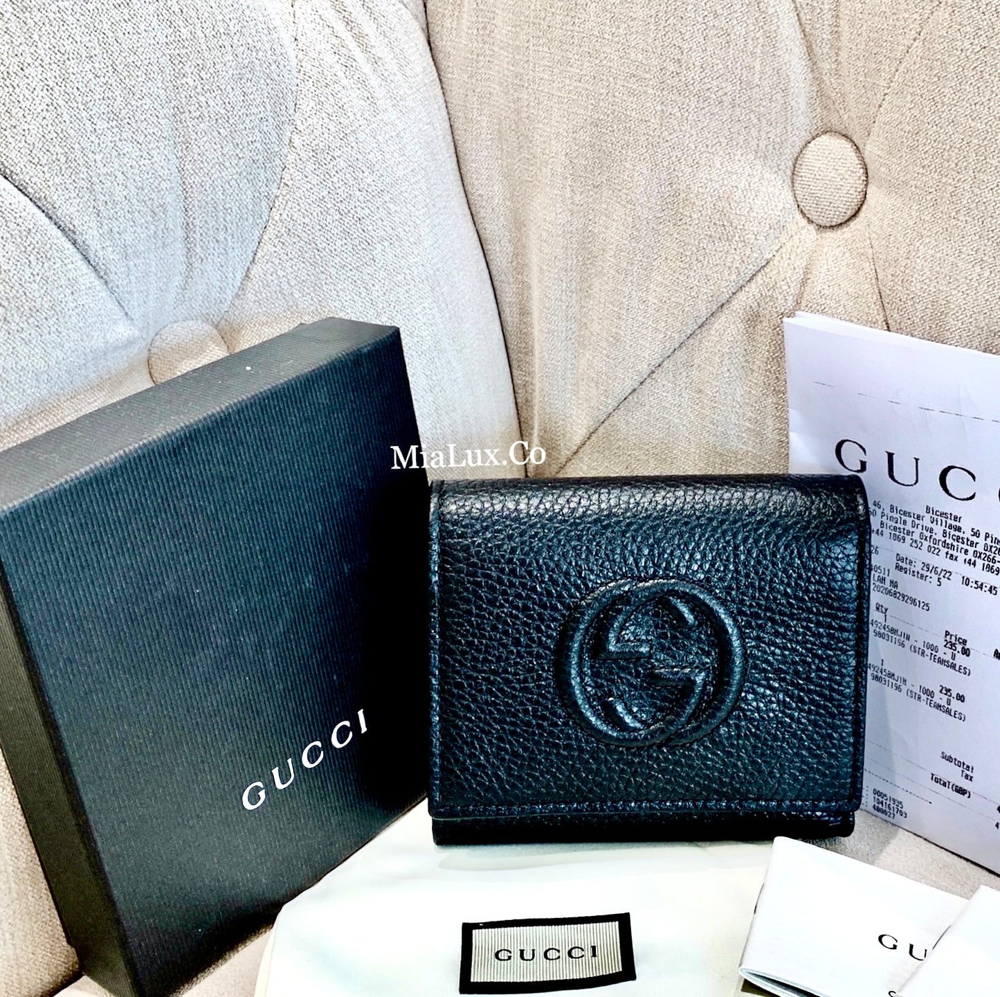 *@Gucci Soho Wallet 浮雕翻蓋三折短夾/P230