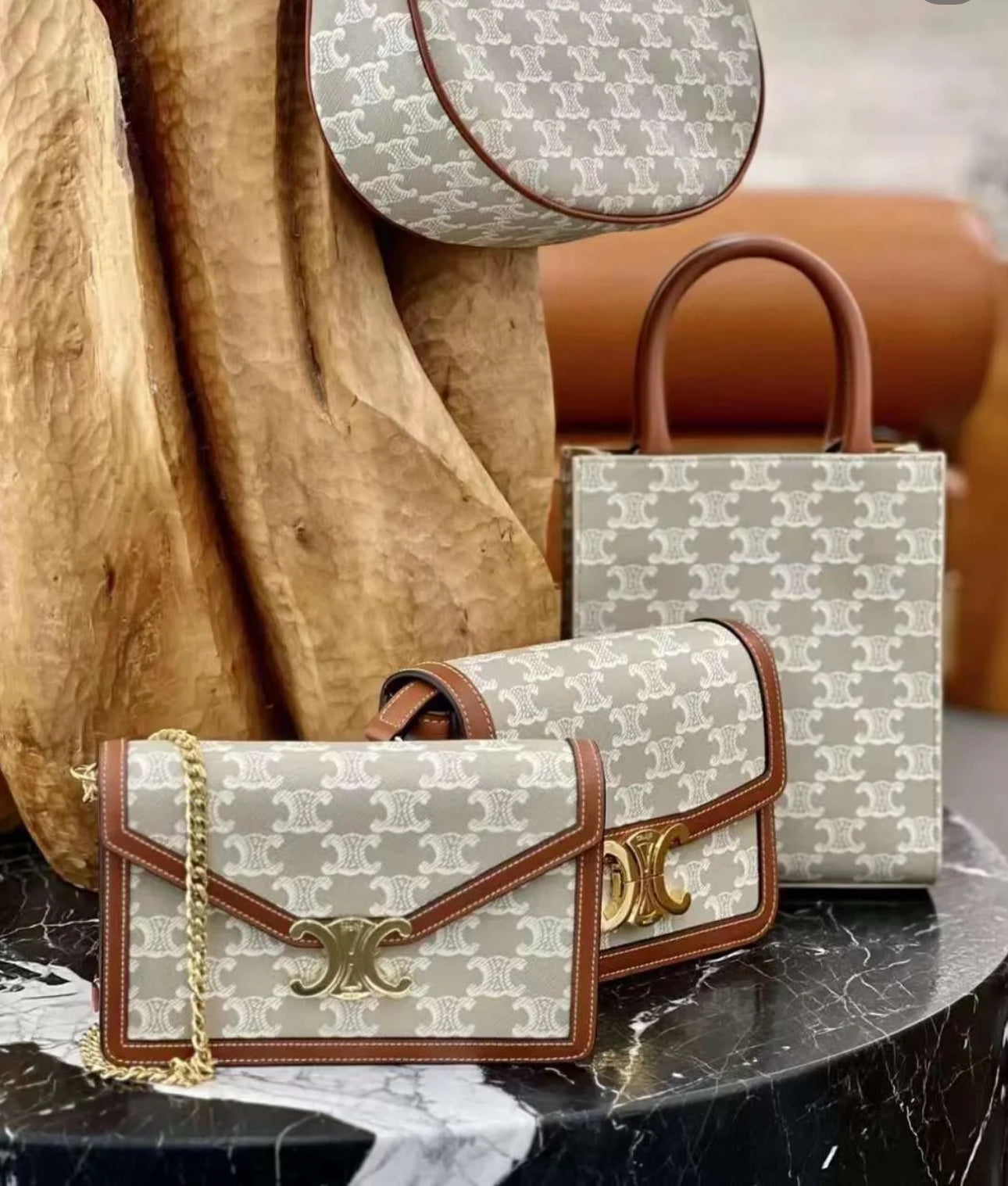Celine MARGO WOC 老花信封鏈包/1450E1550 🉐55250🇪🇺