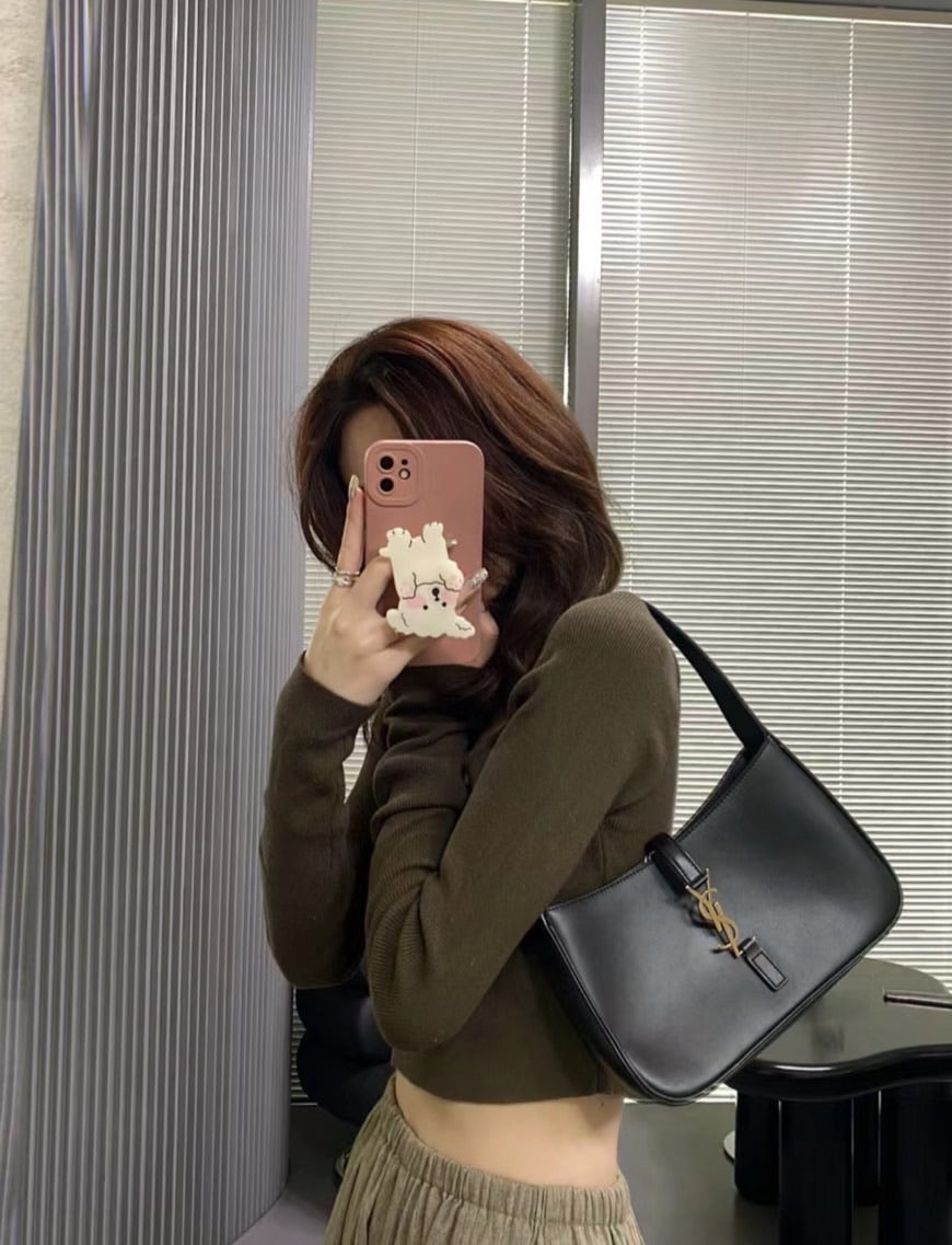 YSL Le 5 à 7 Hobo 腋下包/1755E1890 🉐67150🇪🇺