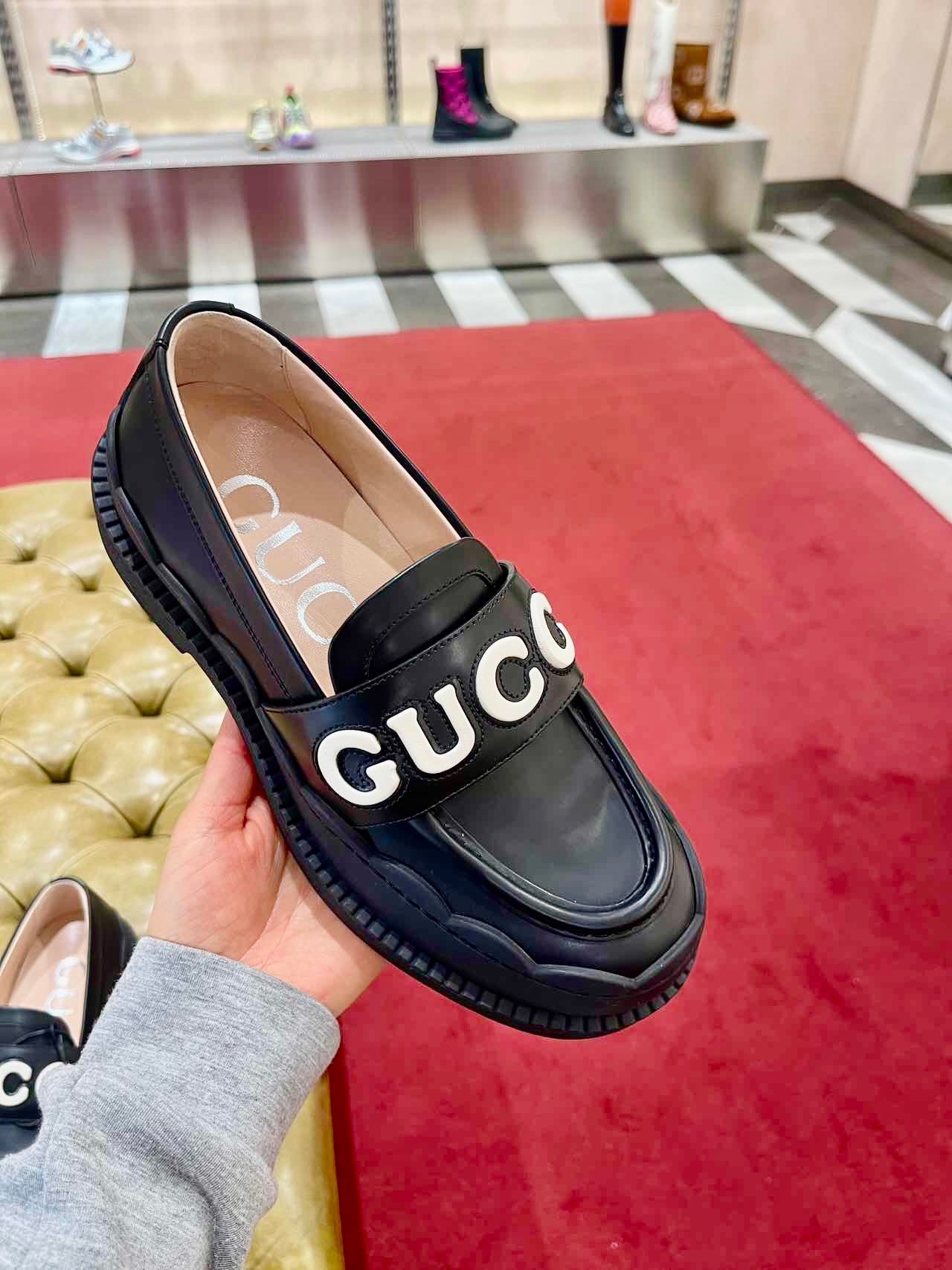 @Gucci Ornella 女款樂福鞋/840P420 🔔限時折🉐19700