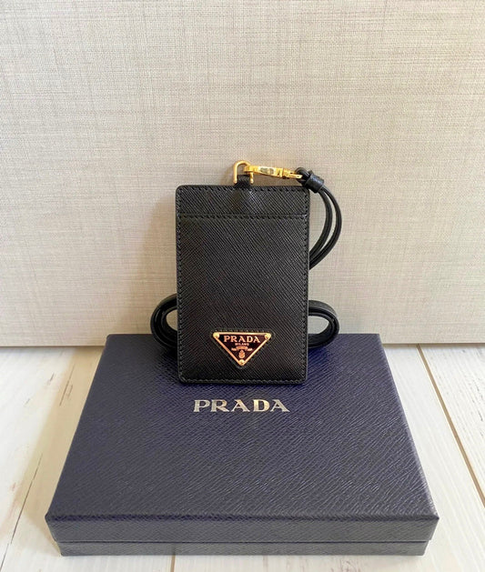 @Prada Carte 三角標水波防刮名牌夾/P225 🔔限時折🉐12250