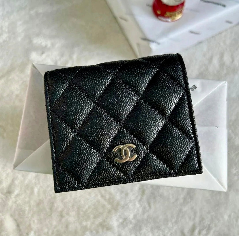 CHANEL CF 對開短夾 🉐38500 🏷️