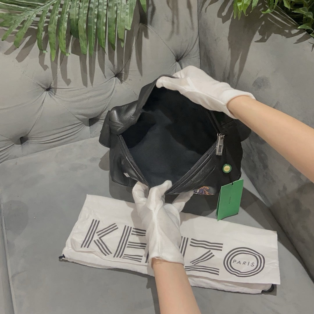 *現貨*Kenzo▪️Bumbag 小牛皮虎頭胸包-黑/305 年前特惠價✨🉐9980