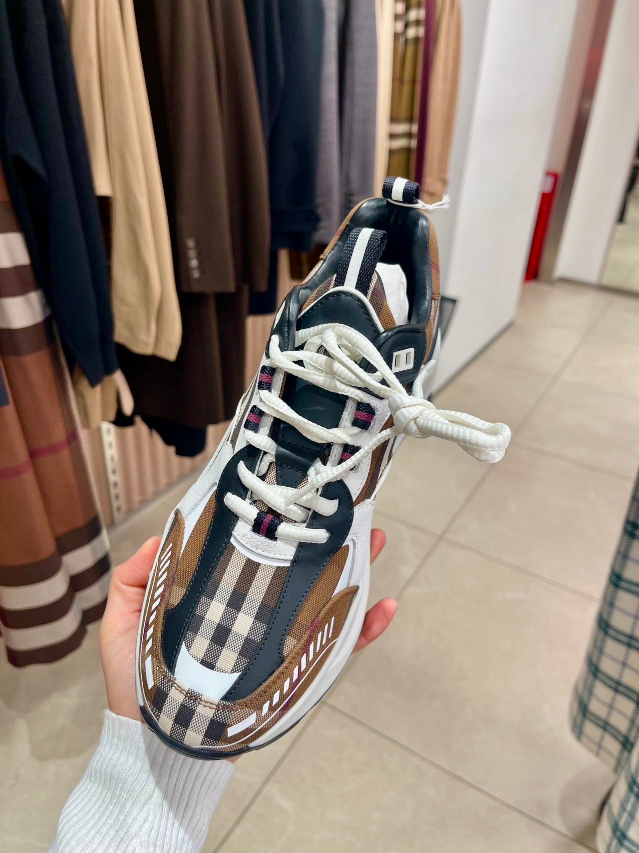 @Burberry 男女款老爹鞋/650P169 🔥下殺🉐9110