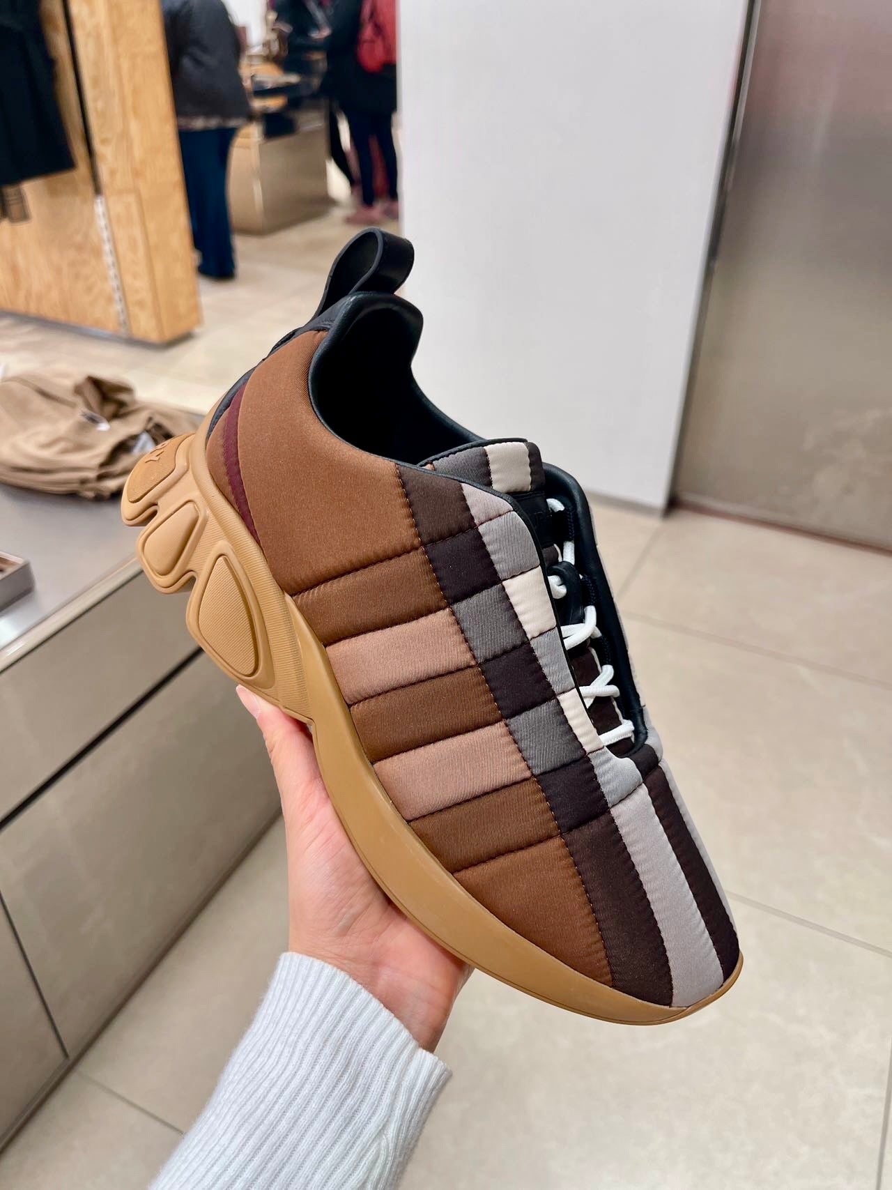 @Burberry 男女款格紋運動鞋/690P139 🔥下殺🉐7760