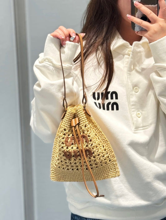 MiuMiu Woven Fabric Mini 迷你編織手提包/810E880 🉐31800🇪🇺