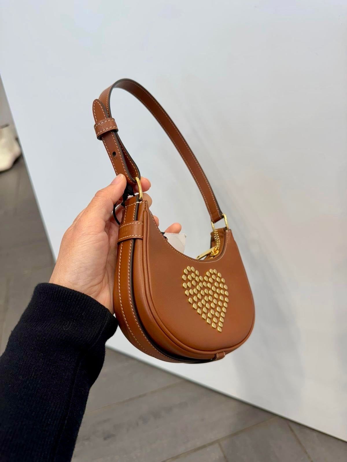 @Celine Outlet Ava Mini 愛心Hobo包/890P356 🔥折上九折🉐16540