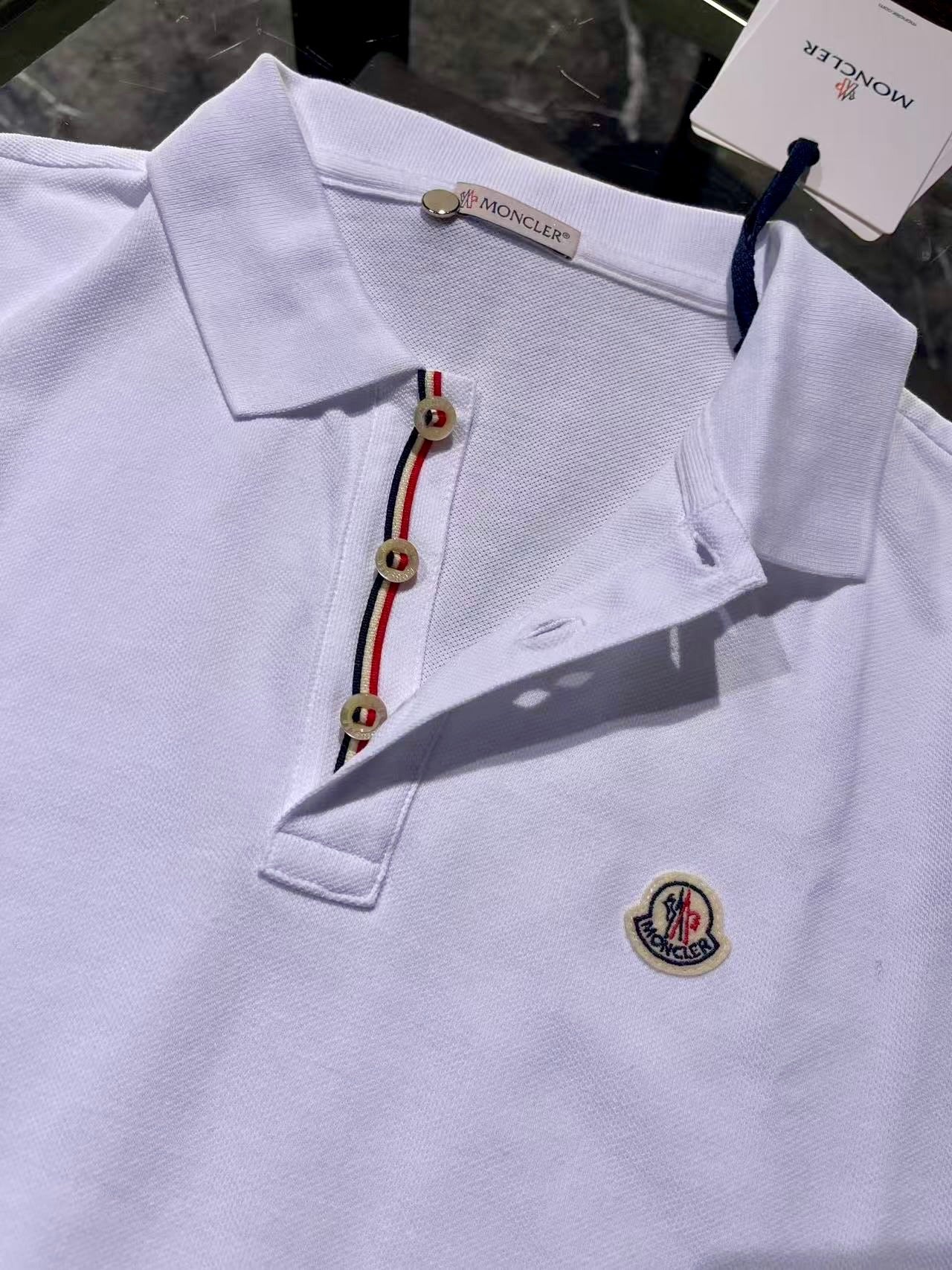 @Moncler Polo 男生款彩釦POLO上衣/265P181 🔔限時折🉐8950