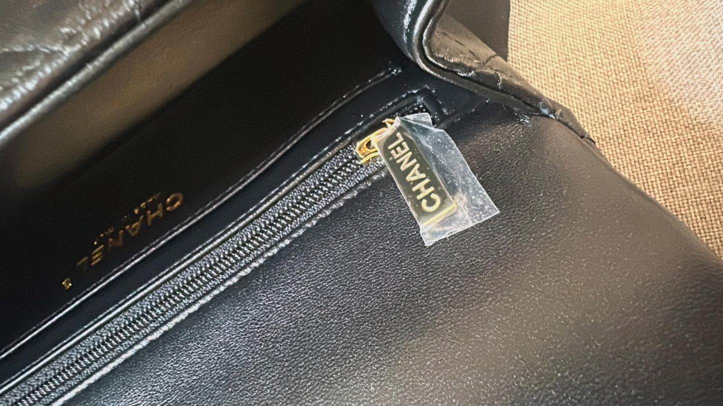 *現貨*CHANEL 24A CF20 HANDLE MINI 大迷你提把口蓋包 香檳淡金釦 P180000 /T218000