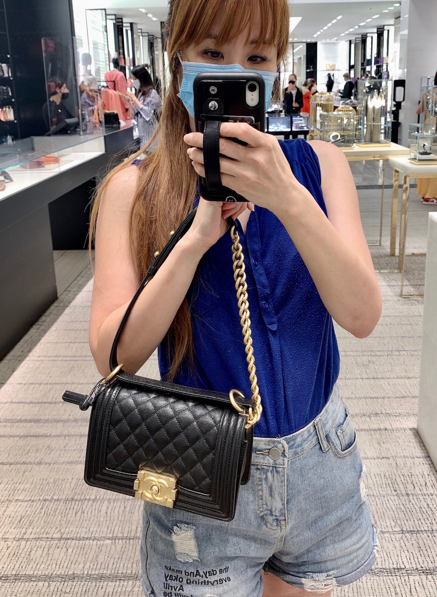 CHANEL BOY S 小款BOY菱格紋側肩鏈包 A67085/5060