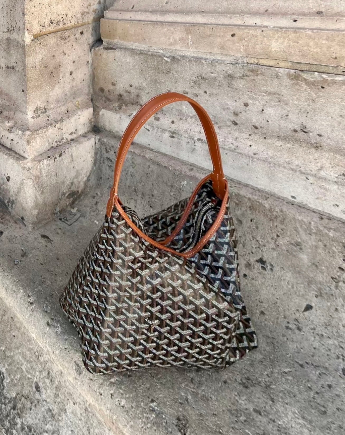 Goyard▪️Boheme Hobo 最火單肩包/1625E1850 🉐79800🏷️(長等款)