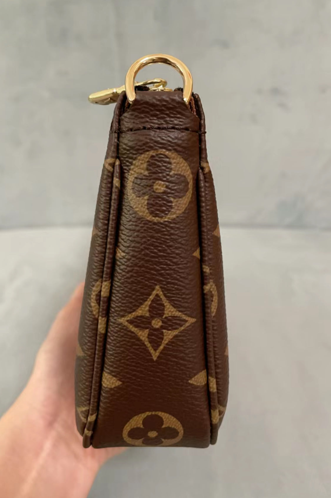 LV Pochette Accessoires 老花麻將包/1210✨🉐51820