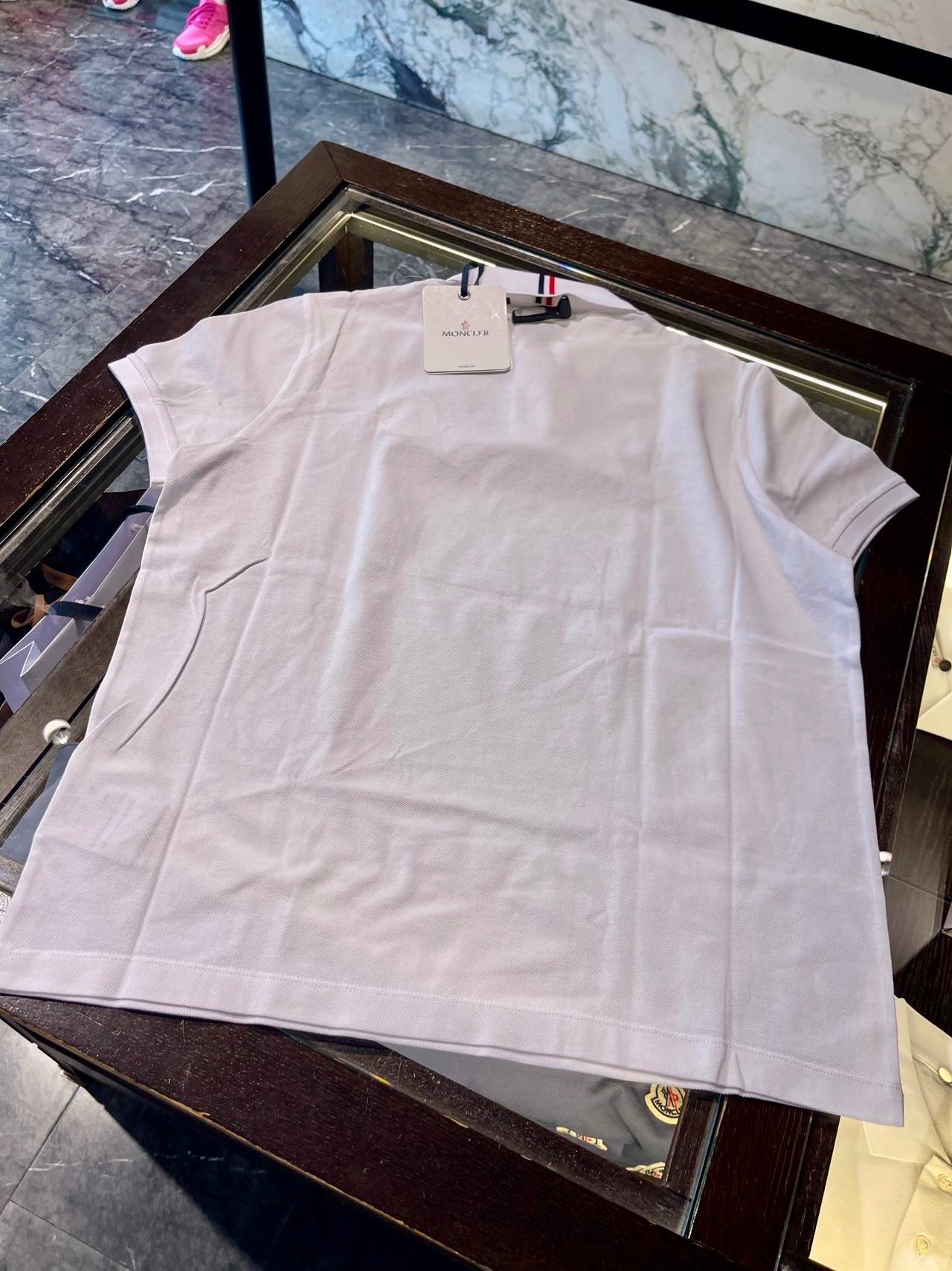 @Moncler Polo 男生款白標上衣/215P144 🔔限時折🉐7980