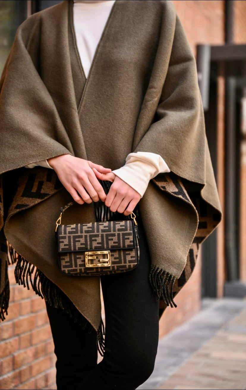 Fendi Baguette Mini 法棍包/1750E1850 🉐65750🇪🇺