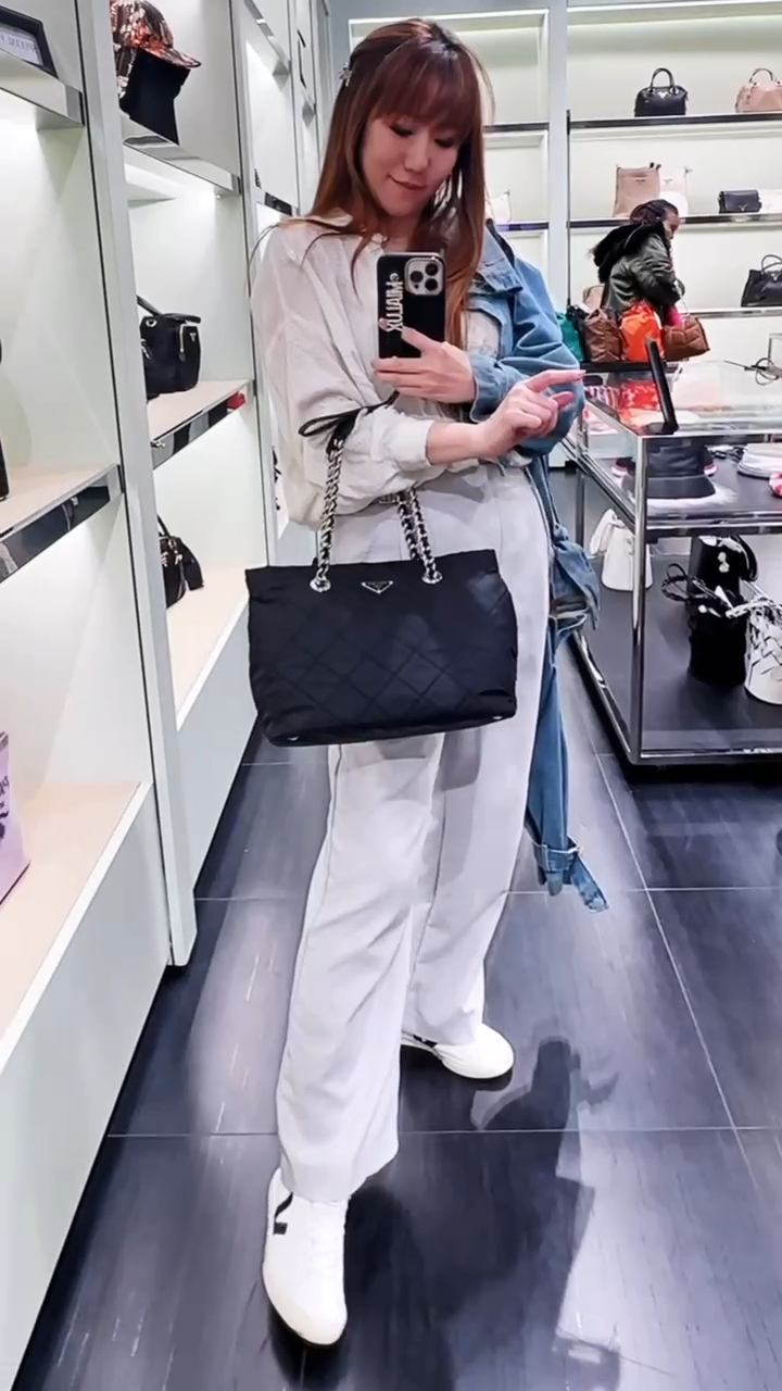 @Prada►Nylon 尼龍菱紋鍊包/P880🔔限時折🉐40400