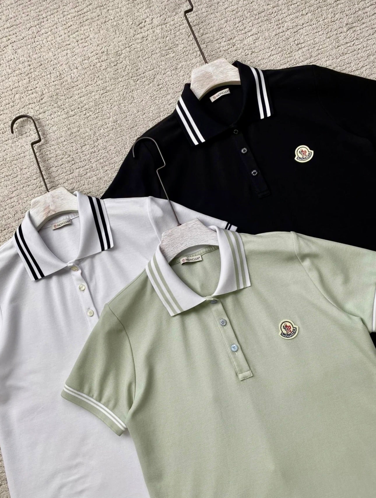 @Moncler Manica 女款Polo上衣/225P150 🔔限時折🉐8250