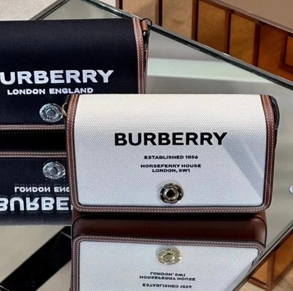 ❌Burberry Horseferry Mini 郵差包-米白