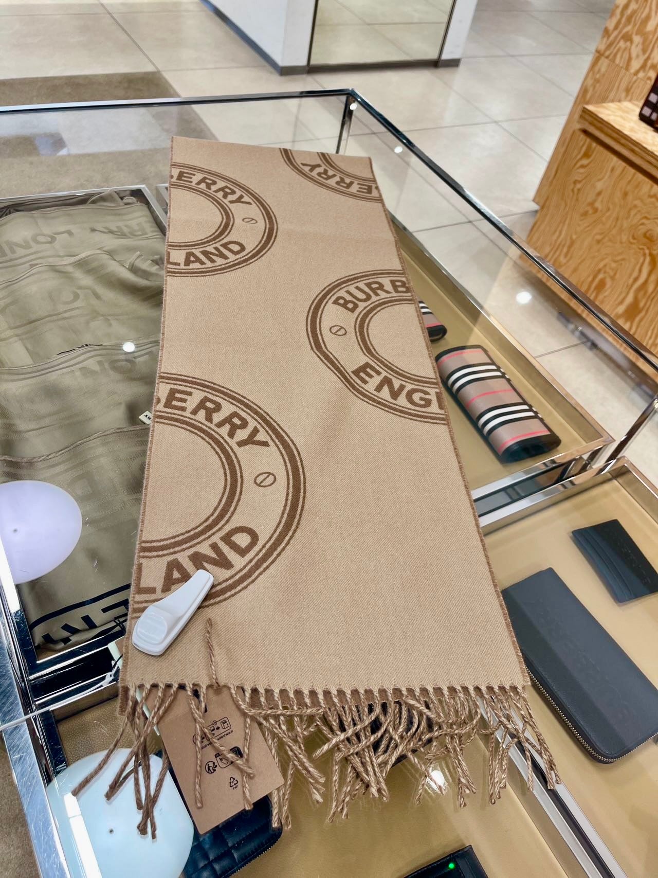 @Burberry Roundal 圍巾/350P245 🔥折上七折🉐9220