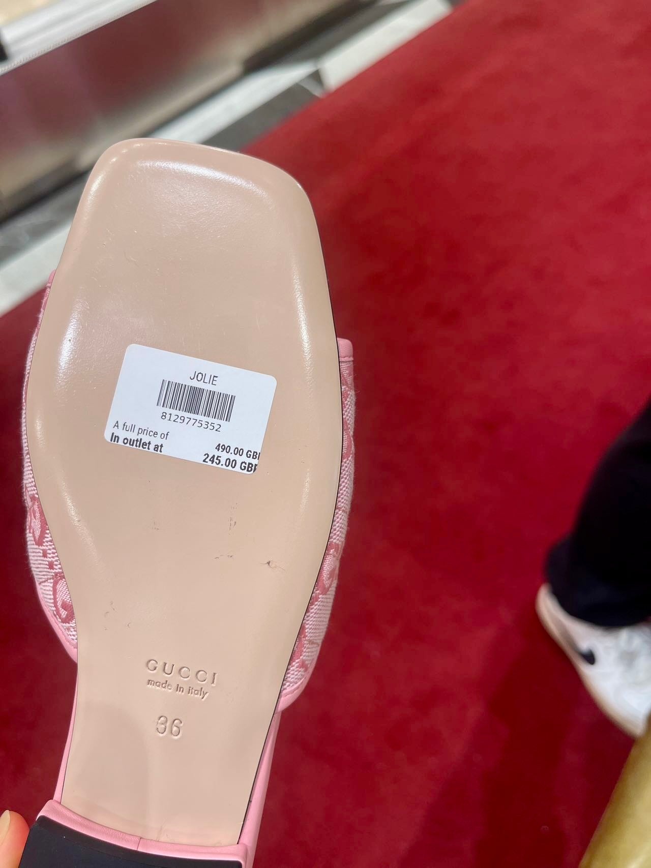 @Gucci Jolie 芭比粉拖鞋/490P245 🔔限時折扣 🉐12030