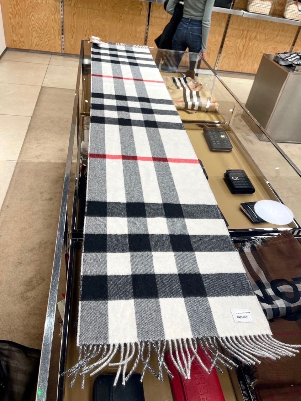 @Burberry TB 雙面圍巾/590P279 🔥折上七折🉐9980